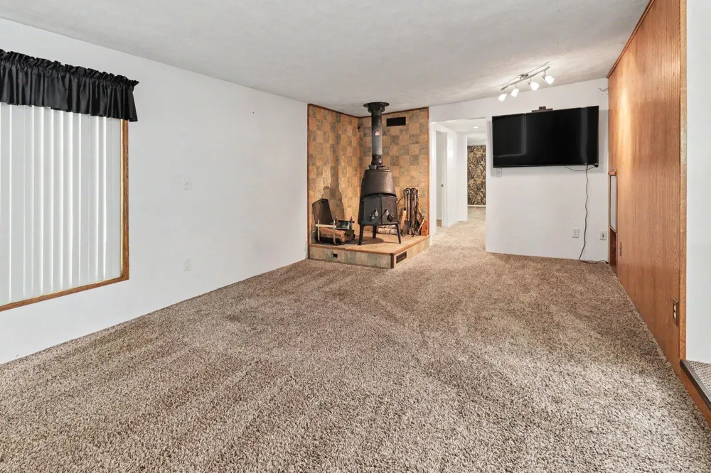 8188 E Woodruff Drive Newaygo, MI 49337