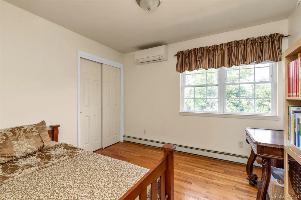 525 11th Street Cedarhurst, NY 11516