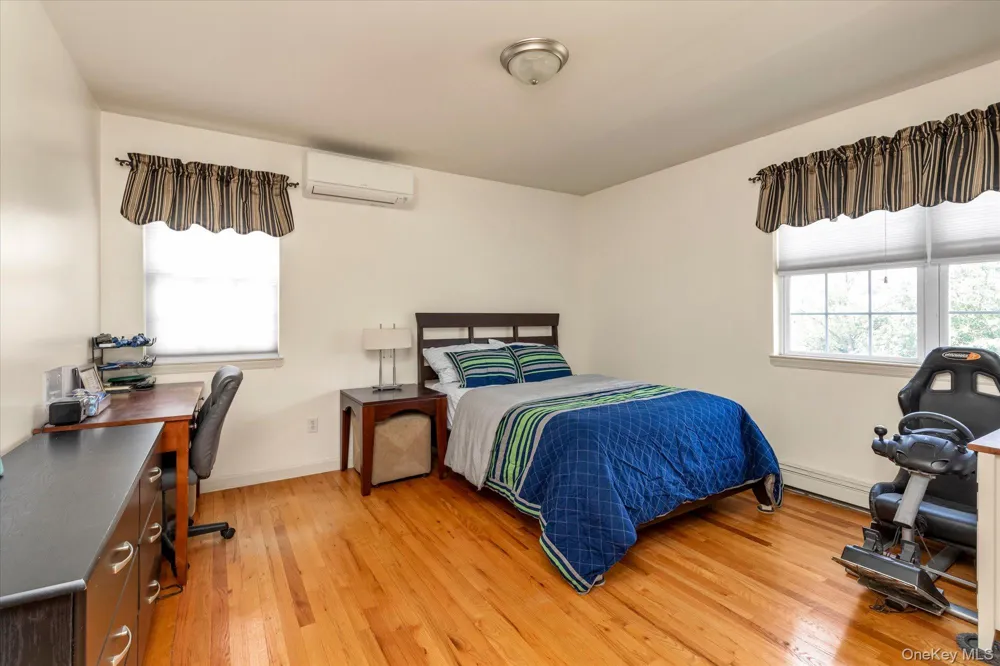 525 11th Street Cedarhurst, NY 11516