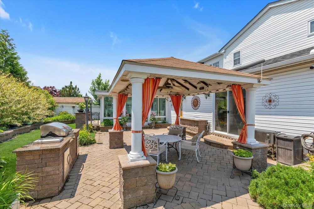 525 11th Street Cedarhurst, NY 11516