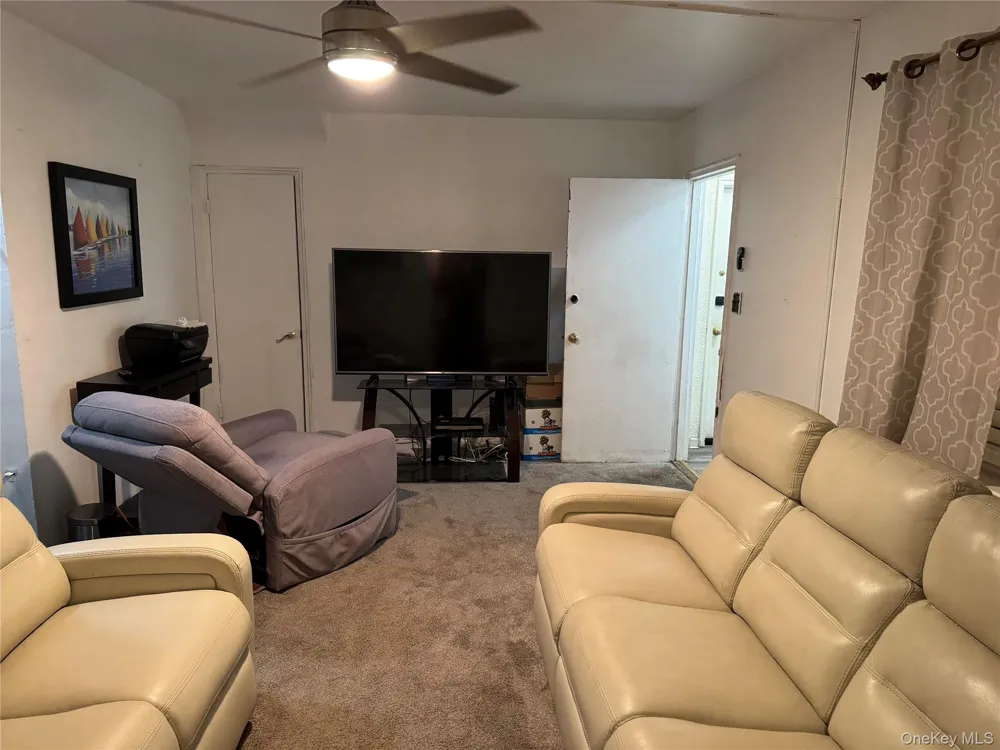 260-38 73 AVENUE #B1 Glen Oaks, NY 11004