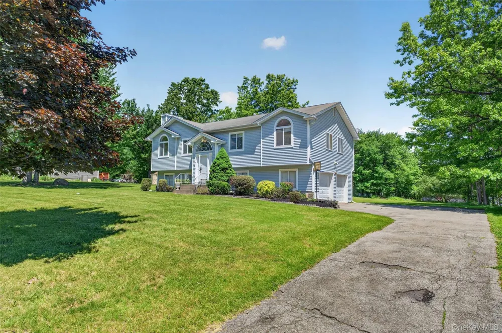 4 Sequoia Trail Highland Mills, NY 10930
