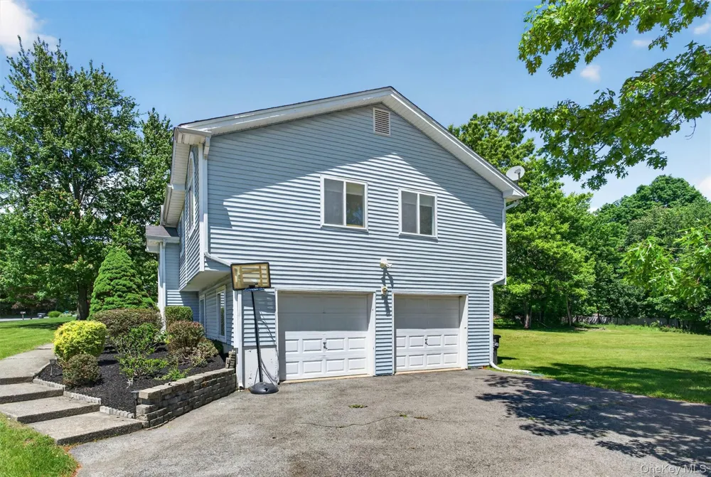 4 Sequoia Trail Highland Mills, NY 10930
