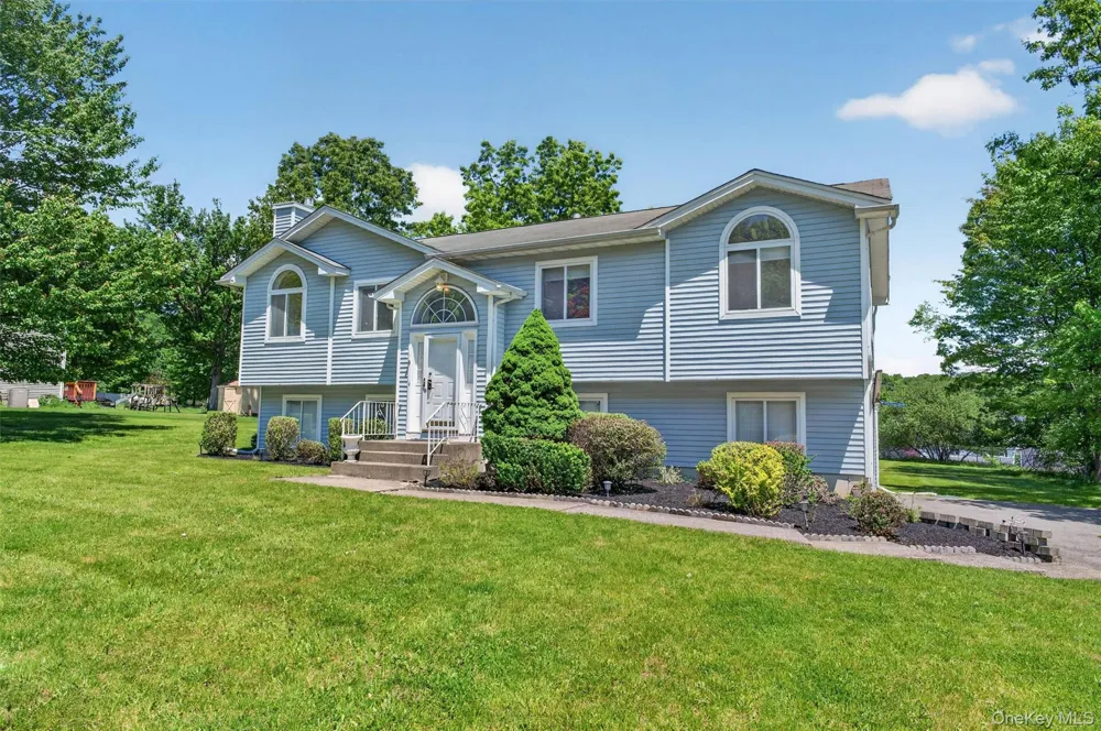 4 Sequoia Trail Highland Mills, NY 10930