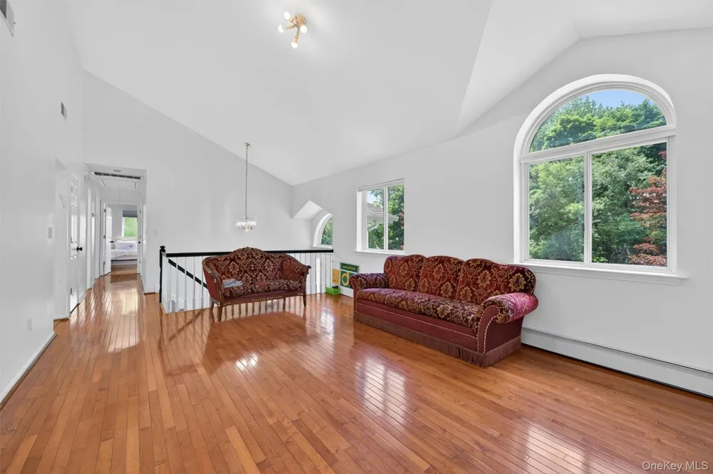 4 Sequoia Trail Highland Mills, NY 10930