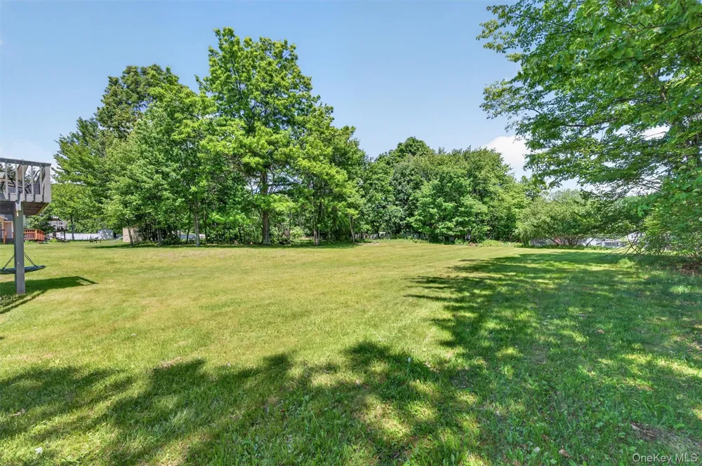 4 Sequoia Trail Highland Mills, NY 10930