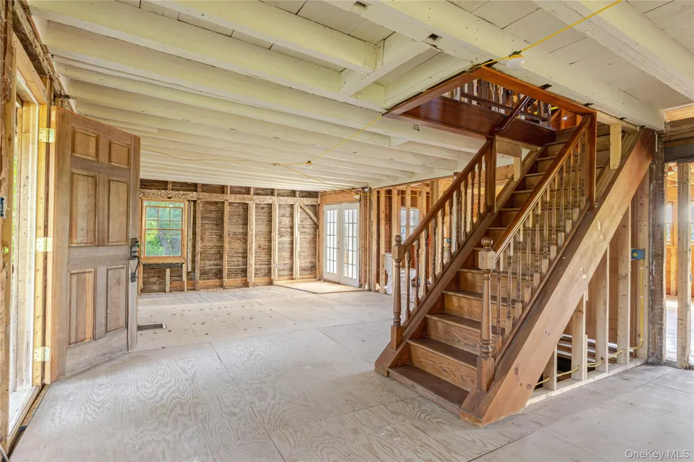 295 Stone Mill Road Hudson, NY 12534