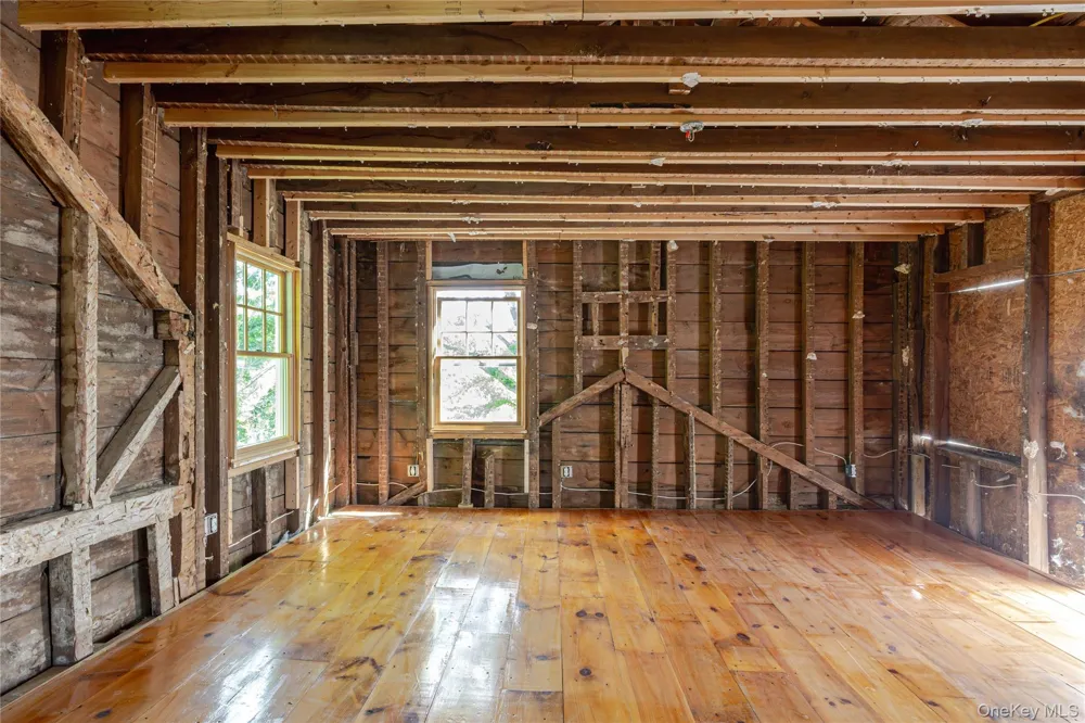 295 Stone Mill Road Hudson, NY 12534
