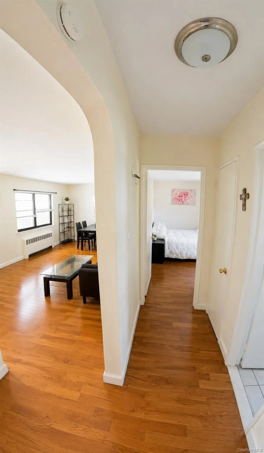 219-58 75th Avenue #232AI Oakland Gardens, NY 11364