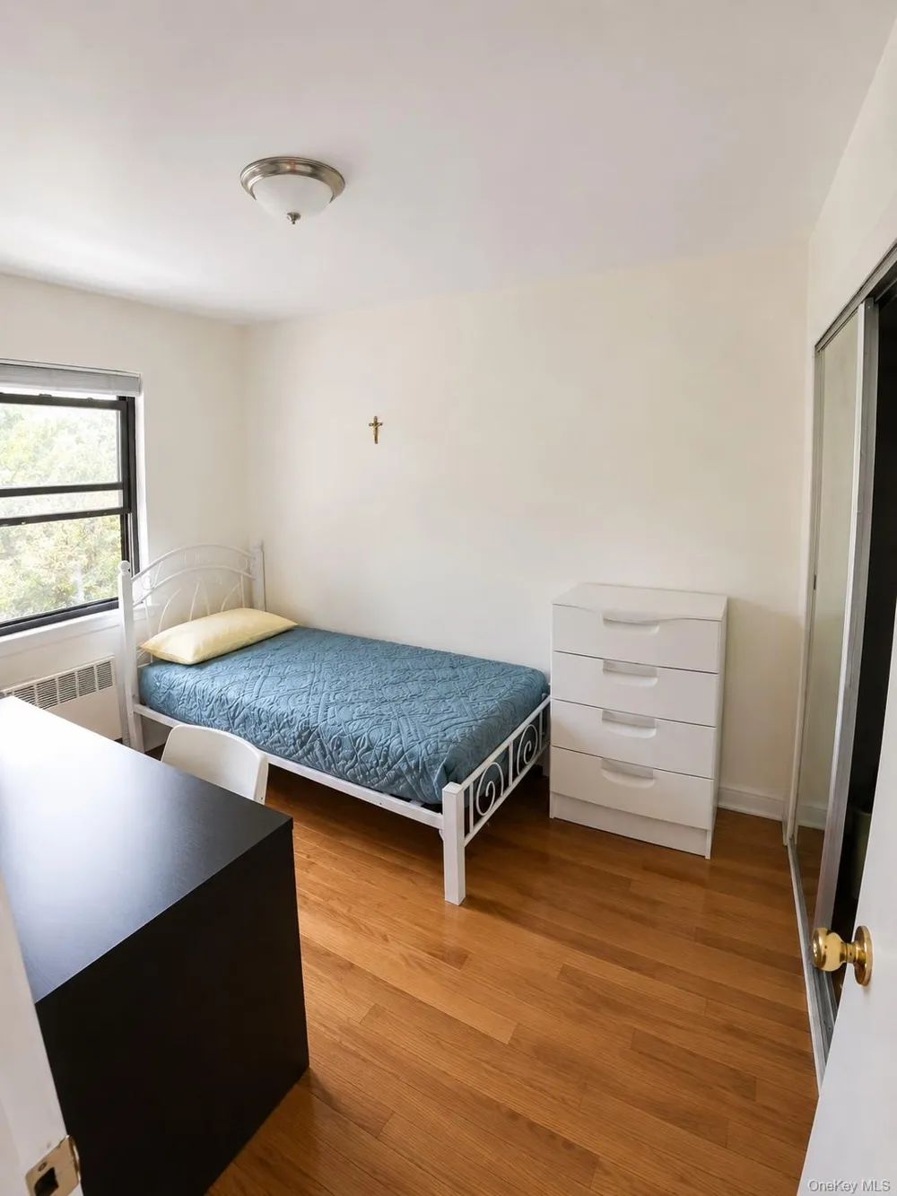 219-58 75th Avenue #232AI Oakland Gardens, NY 11364