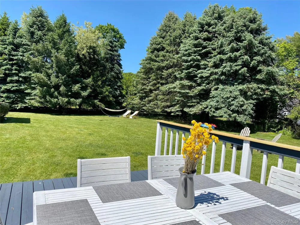 2735 Beebe Drive Cutchogue, NY 11935