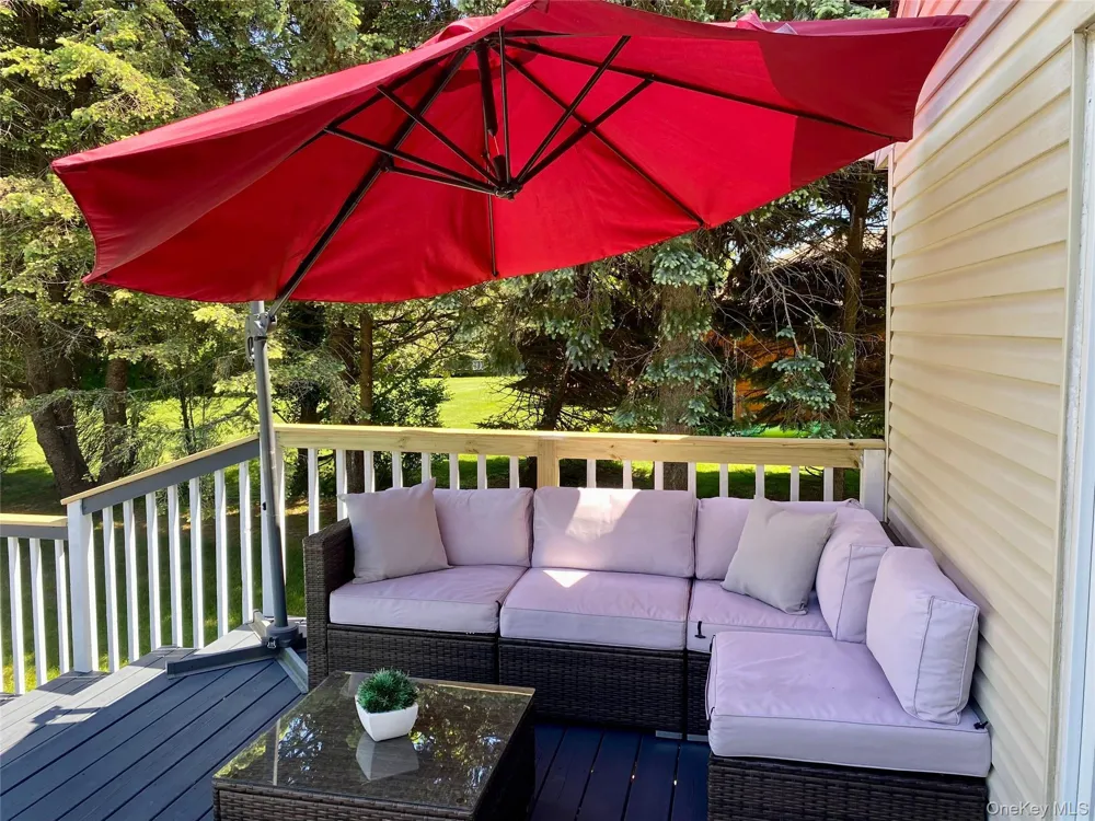 2735 Beebe Drive Cutchogue, NY 11935