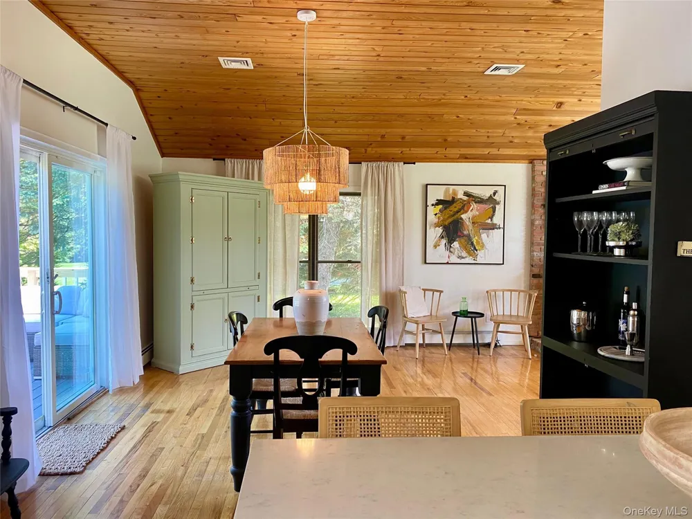 2735 Beebe Drive Cutchogue, NY 11935