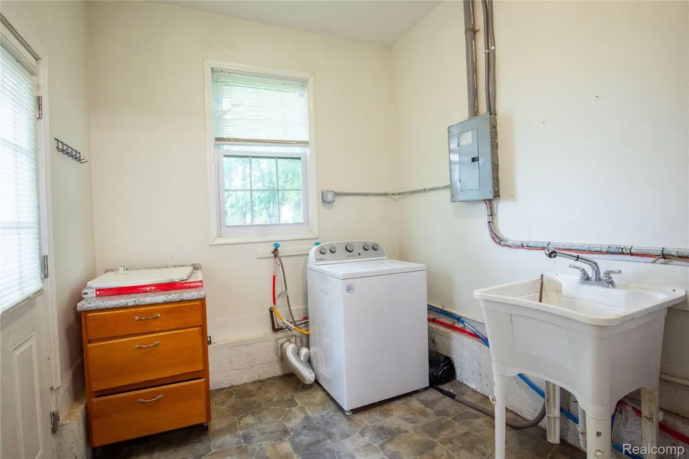 39751 Sylvia Street Harrison Charter Township, MI 48045