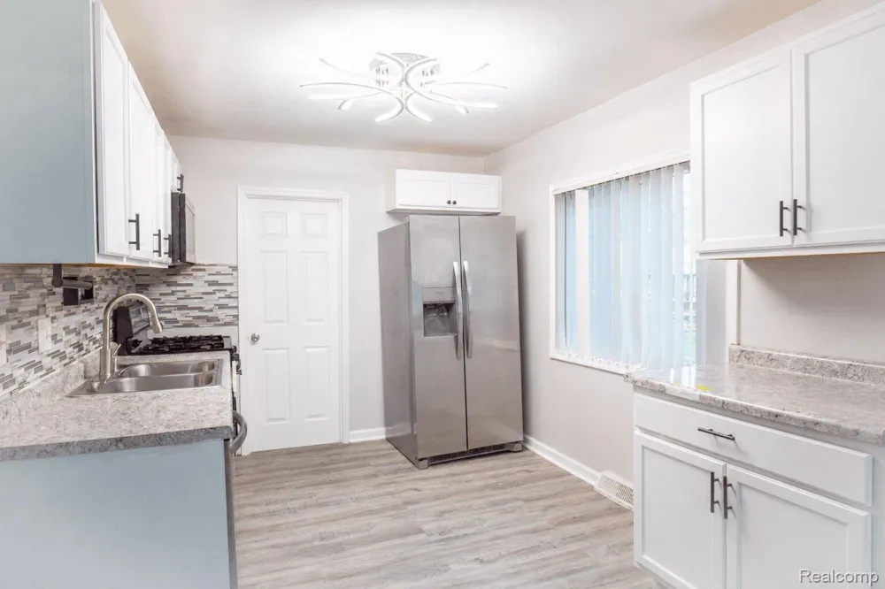 39751 Sylvia Street Harrison Charter Township, MI 48045