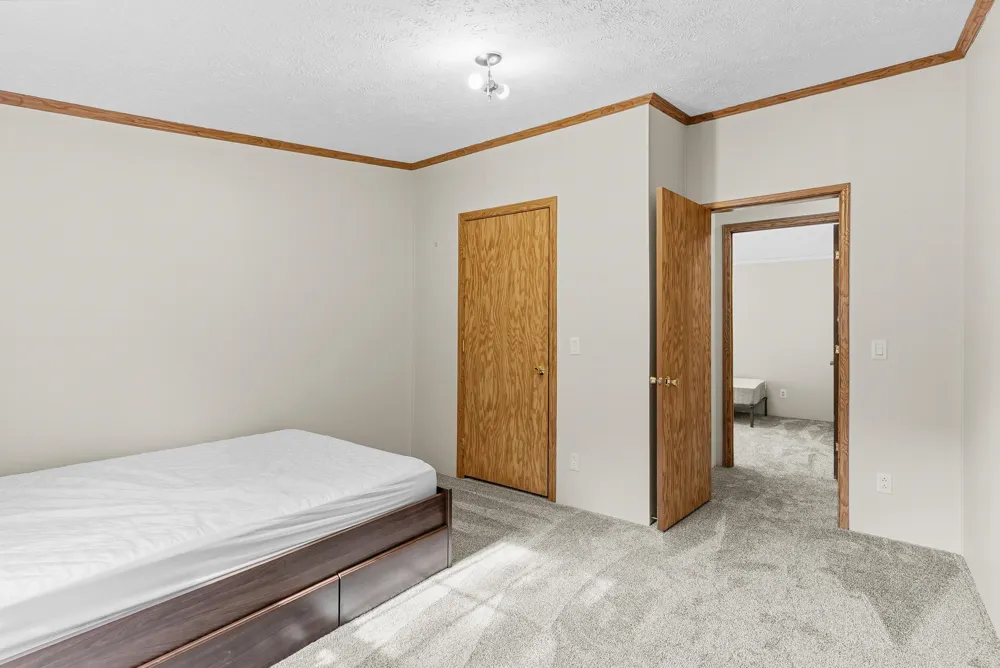 880 East Street Fenton City, MI 48430