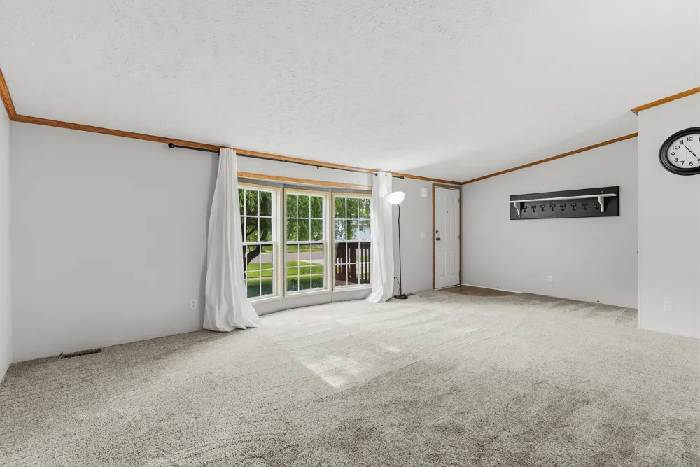 880 East Street Fenton City, MI 48430