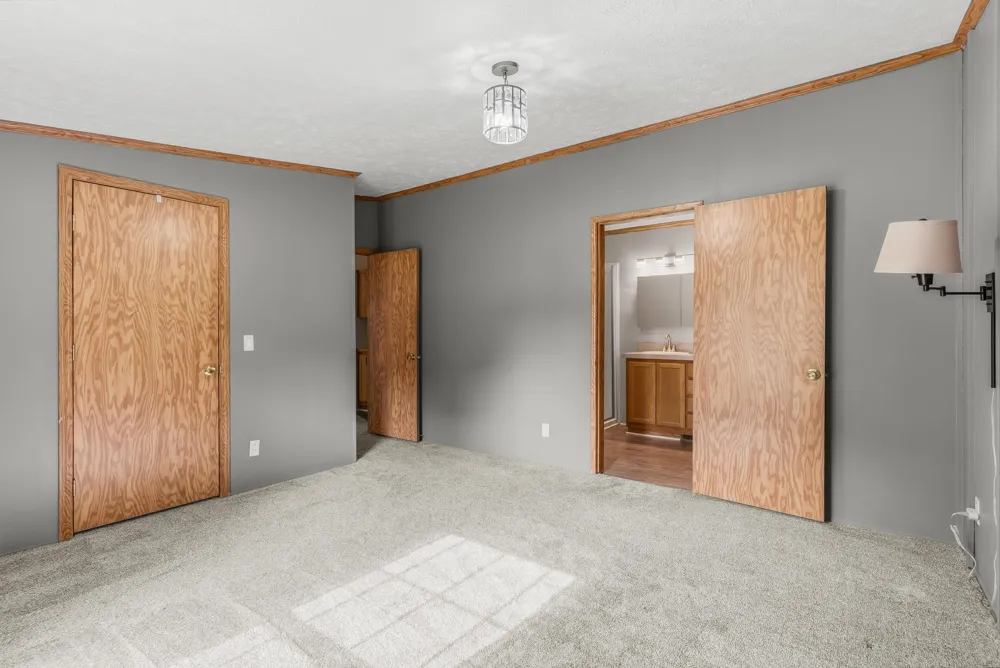 880 East Street Fenton City, MI 48430
