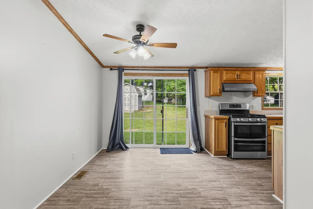 880 East Street Fenton City, MI 48430