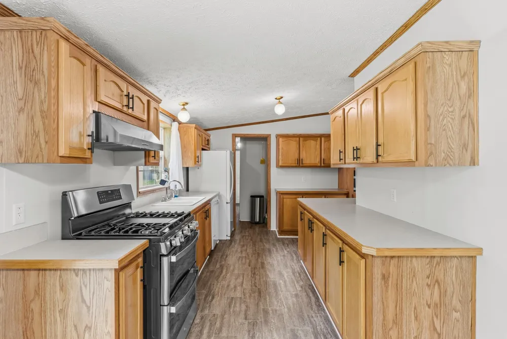 880 East Street Fenton City, MI 48430