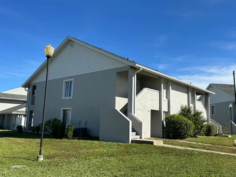 5613 BLUE SHADOWS COURT #60-2