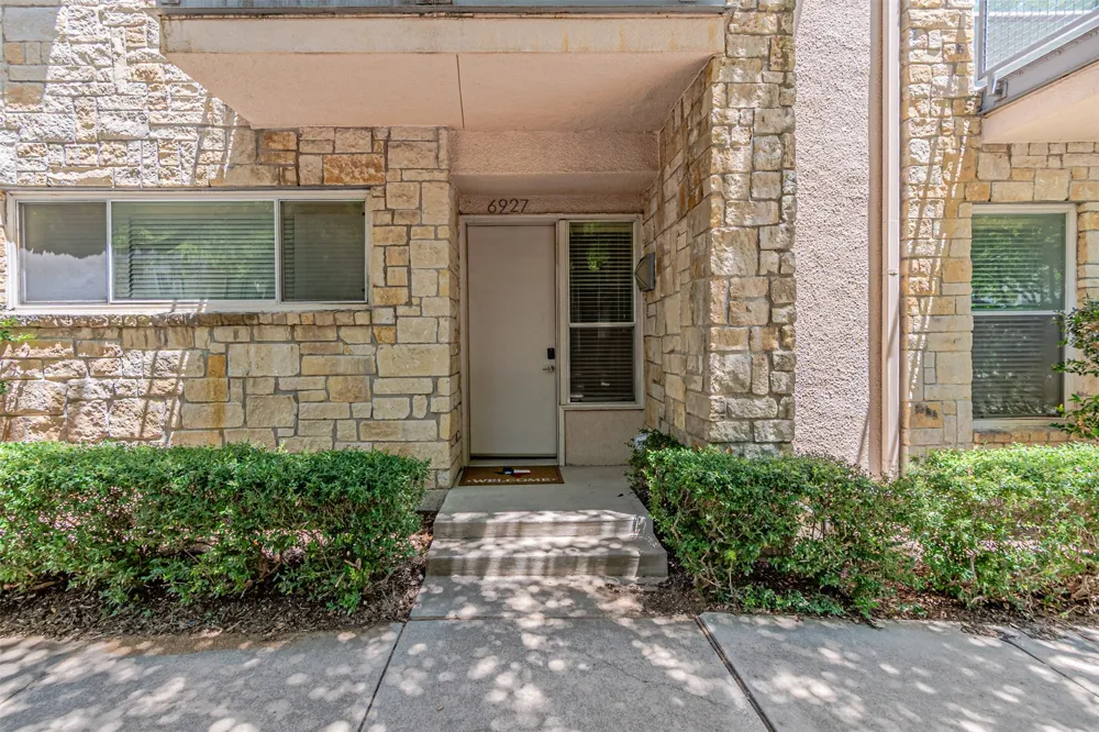 6927 Sumner Street The Colony, TX 75056