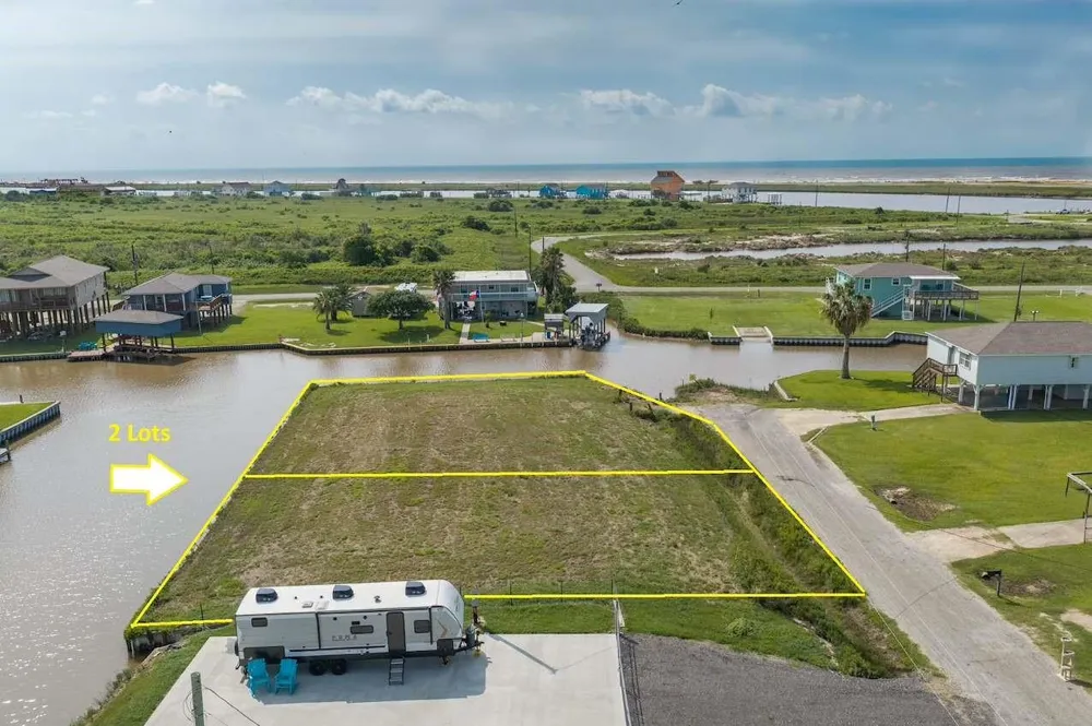 1301 Cr 202 Drive Sargent, TX 77414