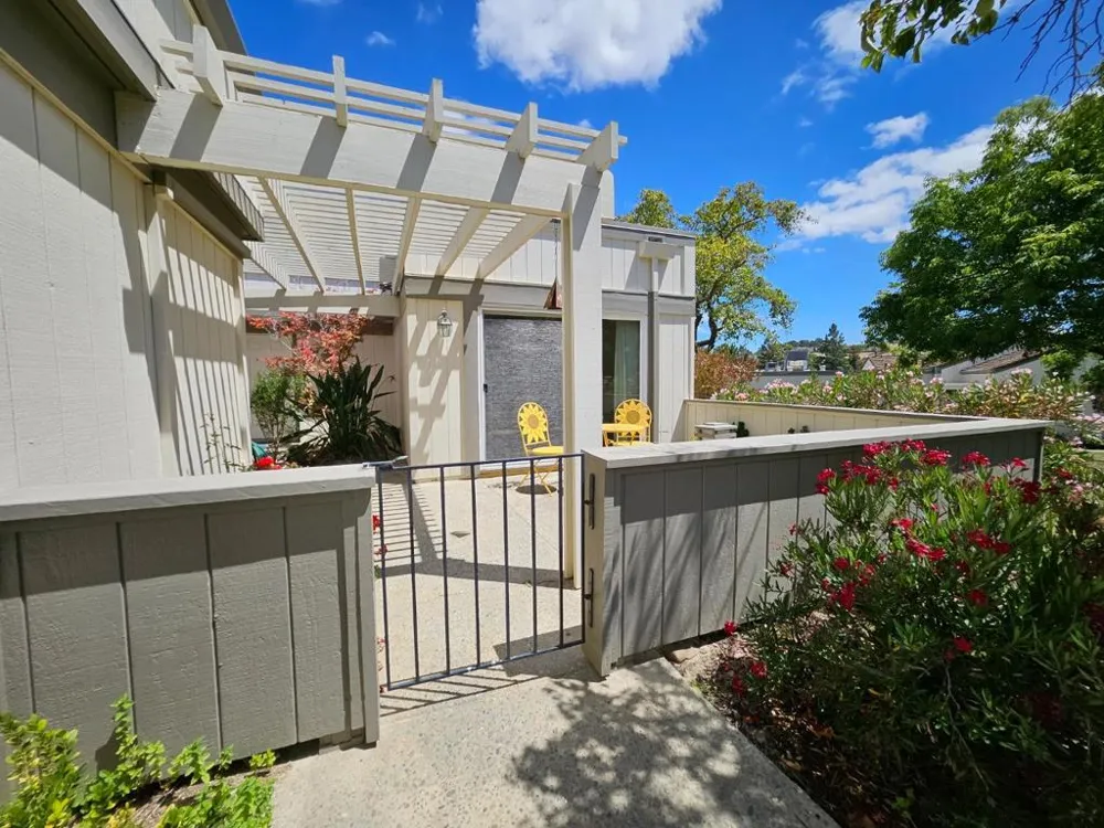 6327 Whaley Drive San Jose, CA 95135