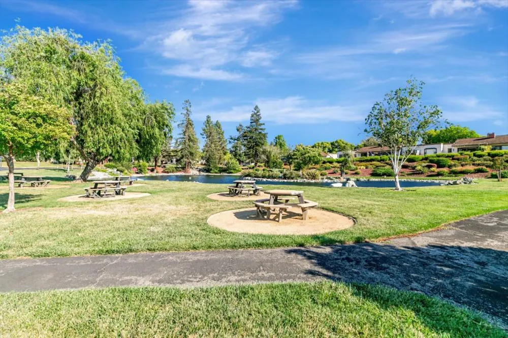 6327 Whaley Drive San Jose, CA 95135