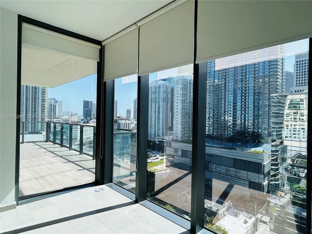 88 SW 7th St #1511 Miami, FL 33130