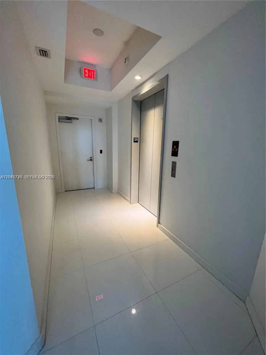 851 NE 1st Ave #1208 Miami, FL 33132