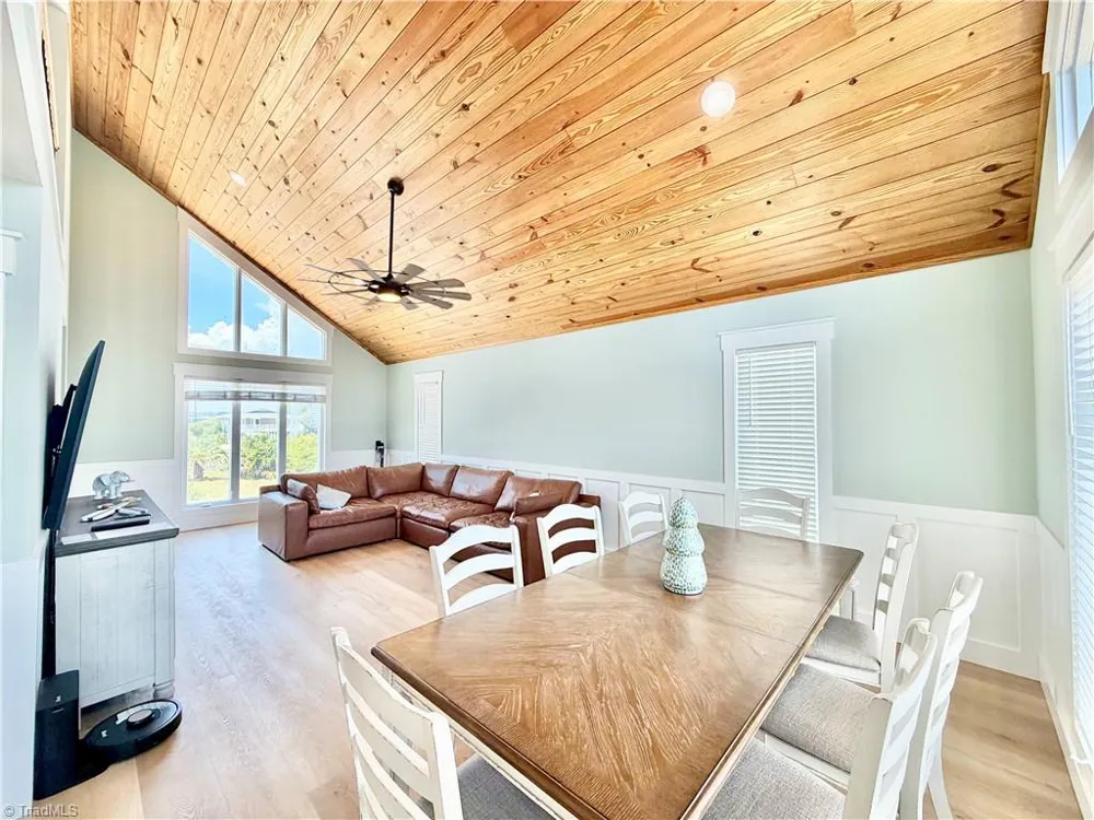 1407 Inlet Street Sunset Beach, NC 28468