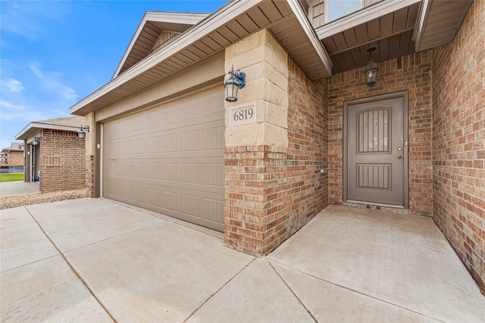 6819 Brush Drive Midland, TX 79705