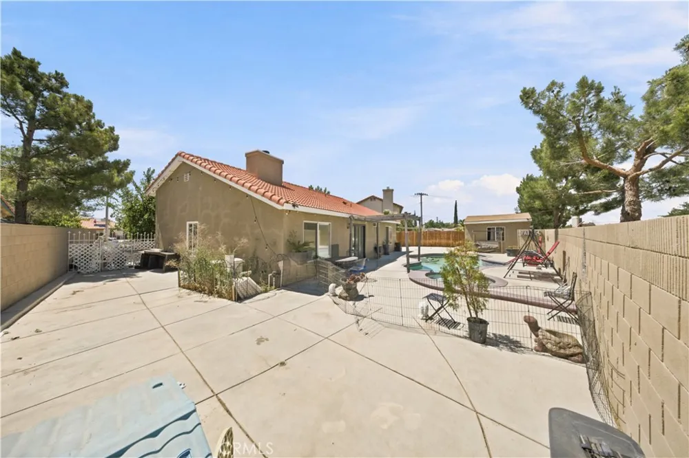 37328 Festival Court Palmdale, CA 93552