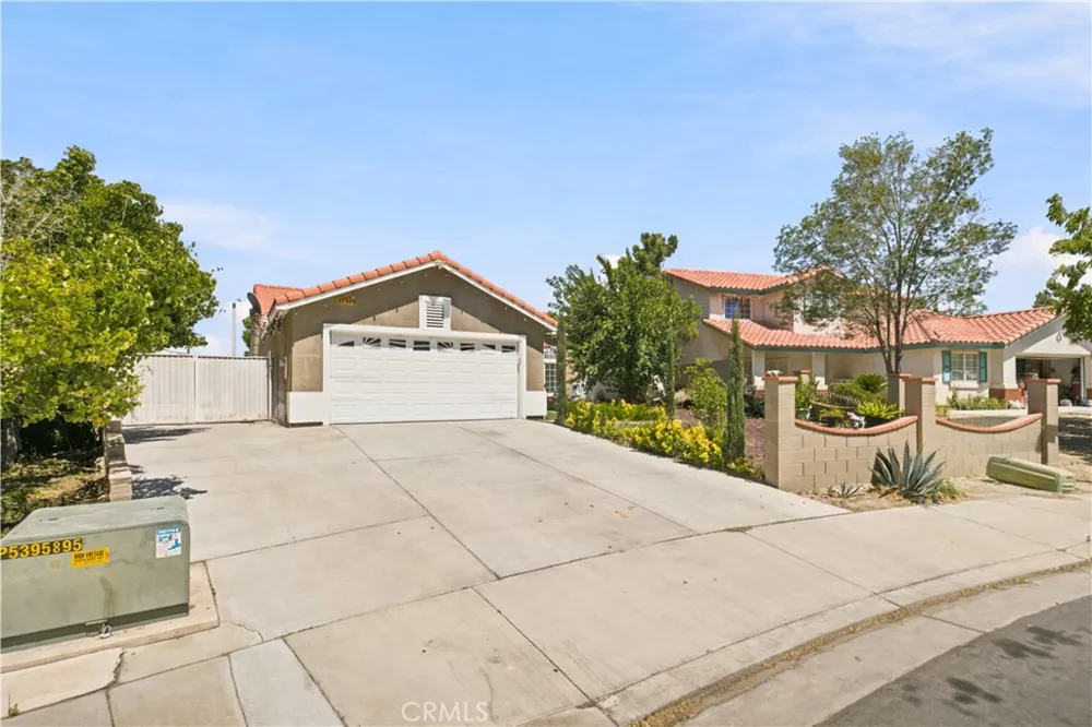 37328 Festival Court Palmdale, CA 93552