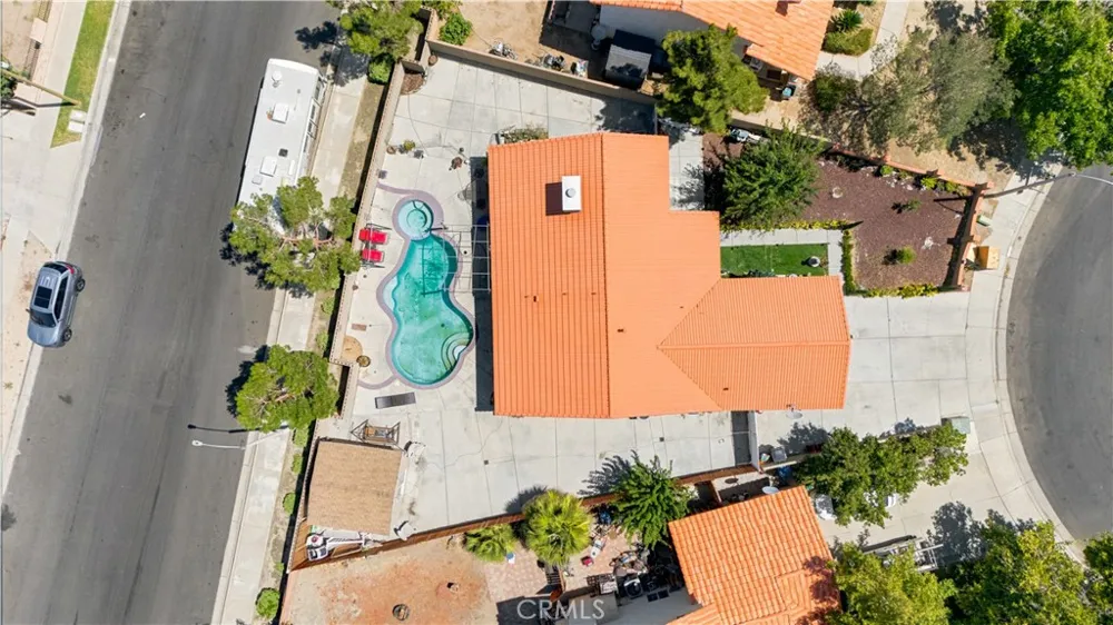 37328 Festival Court Palmdale, CA 93552