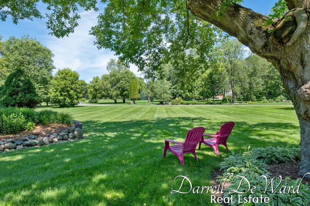 13850 Thompson Drive NE Lowell, MI 49331