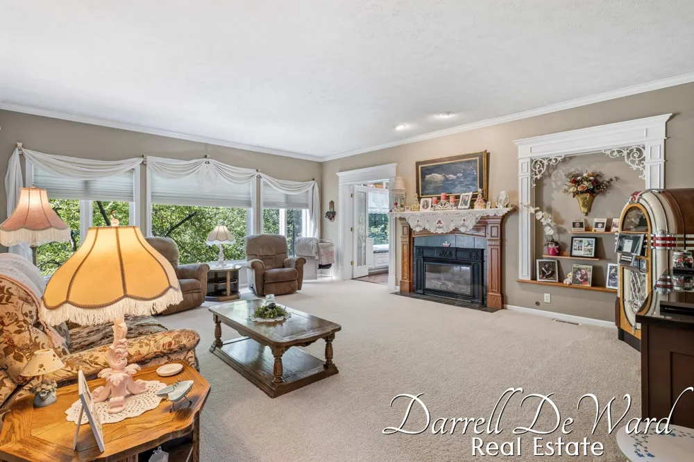13850 Thompson Drive NE Lowell, MI 49331