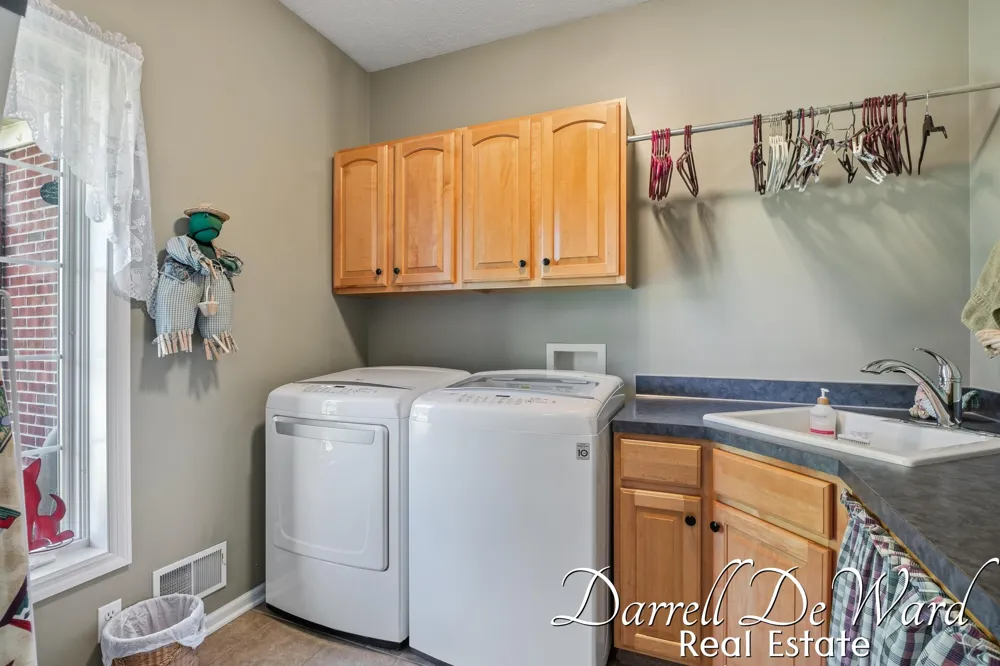 13850 Thompson Drive NE Lowell, MI 49331