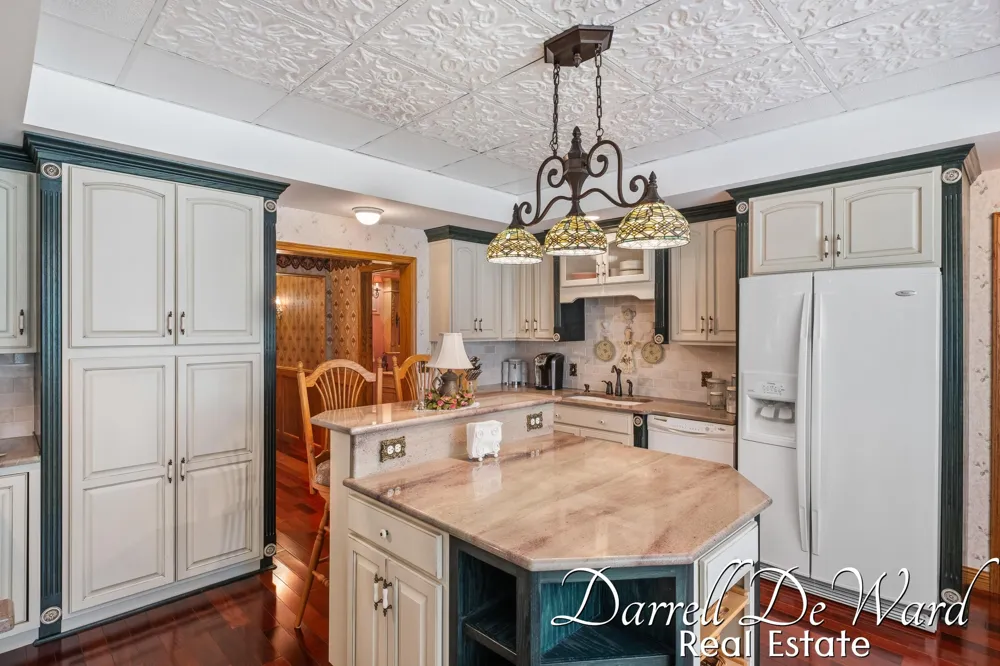 13850 Thompson Drive NE Lowell, MI 49331