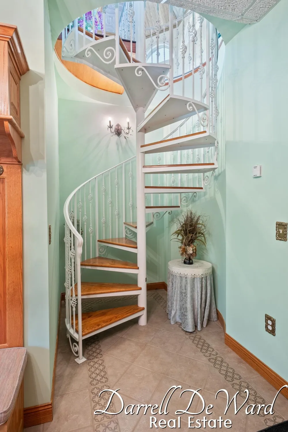 13850 Thompson Drive NE Lowell, MI 49331