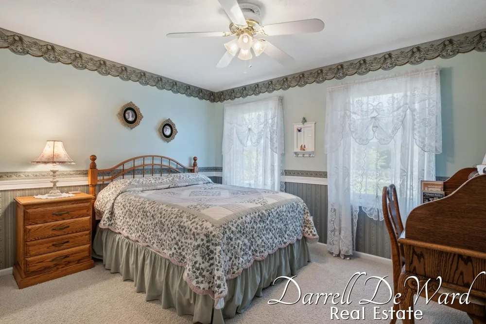 13850 Thompson Drive NE Lowell, MI 49331