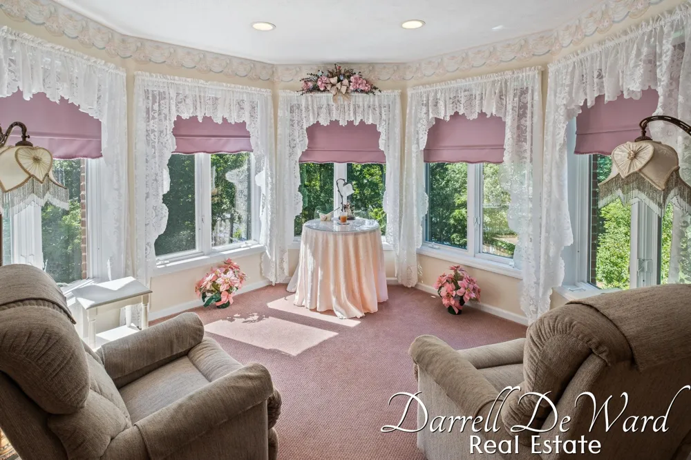 13850 Thompson Drive NE Lowell, MI 49331