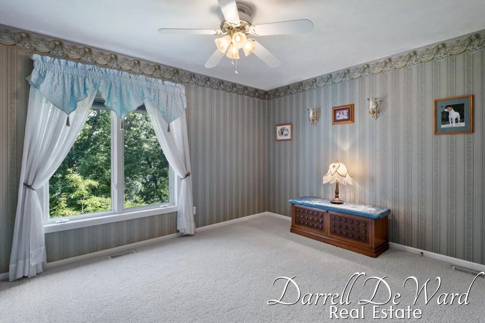 13850 Thompson Drive NE Lowell, MI 49331