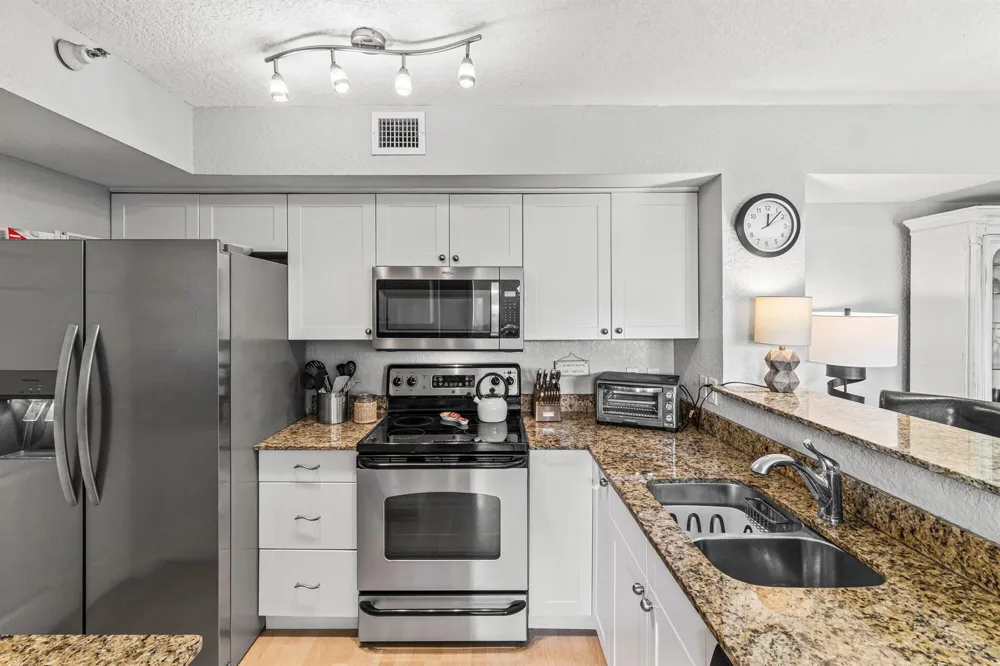 145 Yacht Club Way #210 Hypoluxo, FL 33462