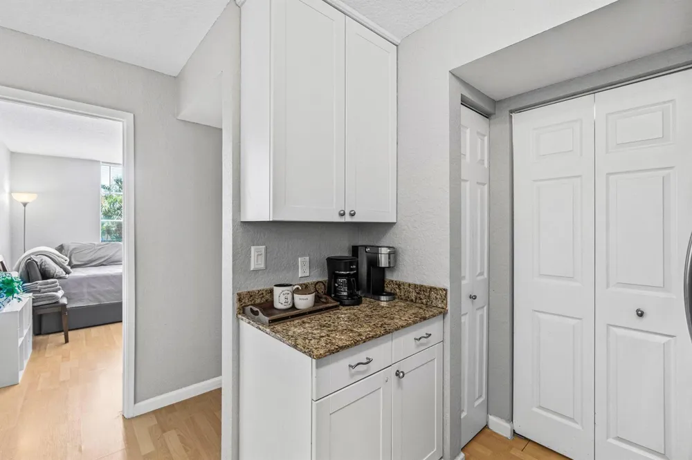 145 Yacht Club Way #210 Hypoluxo, FL 33462