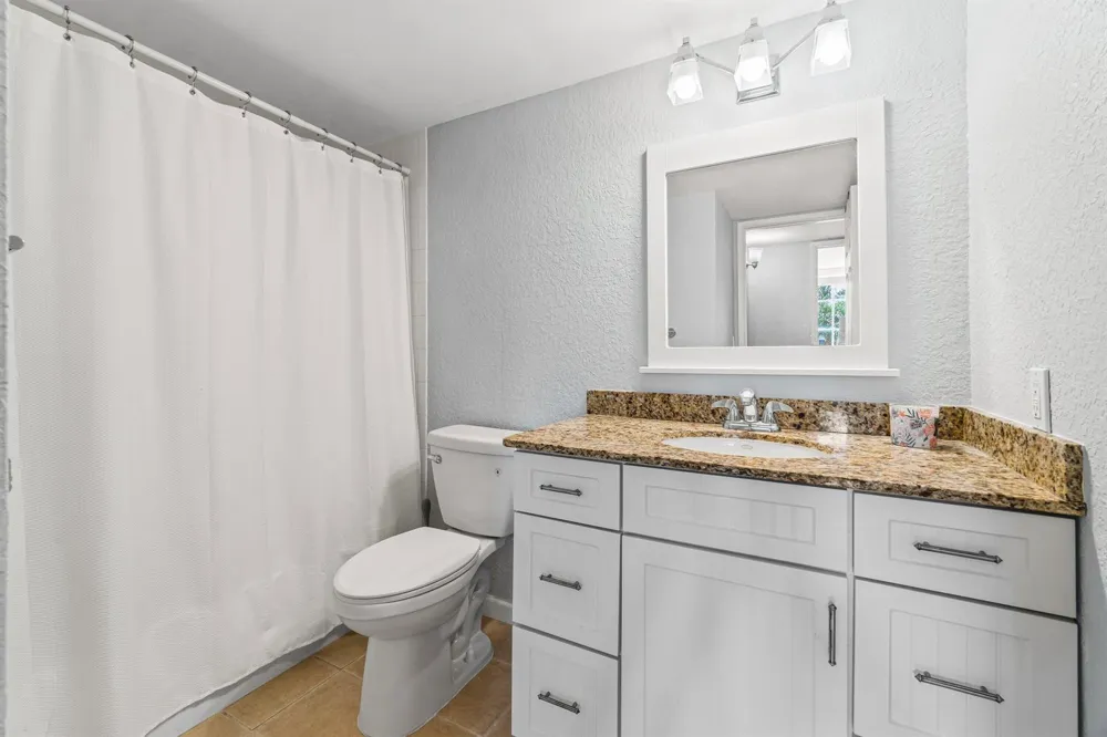 145 Yacht Club Way #210 Hypoluxo, FL 33462