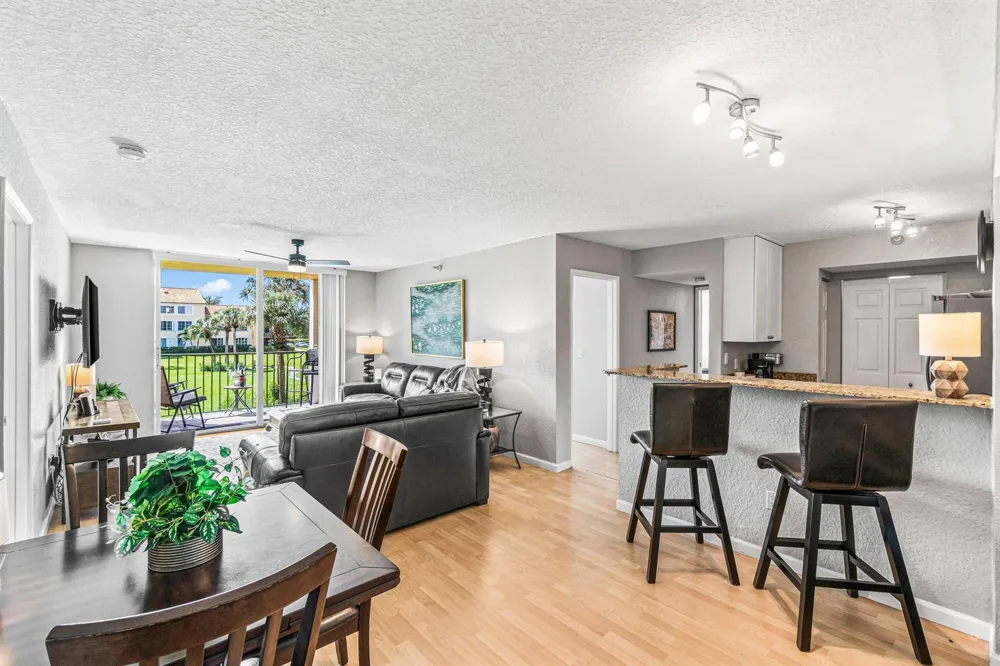 145 Yacht Club Way #210 Hypoluxo, FL 33462