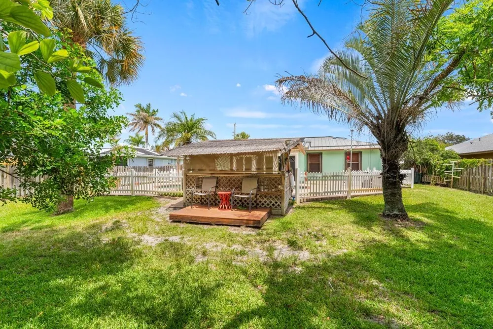 1636 NE Darlich Avenue Jensen Beach, FL 34957
