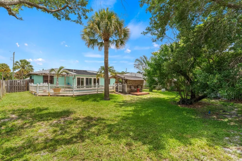 1636 NE Darlich Avenue Jensen Beach, FL 34957